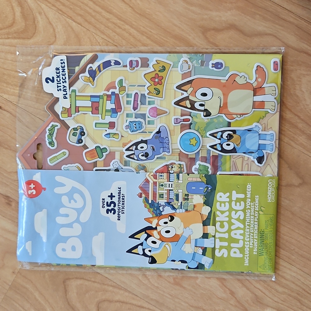 NWT Bluey Repositionable Sticker Playset With Play Scenes.